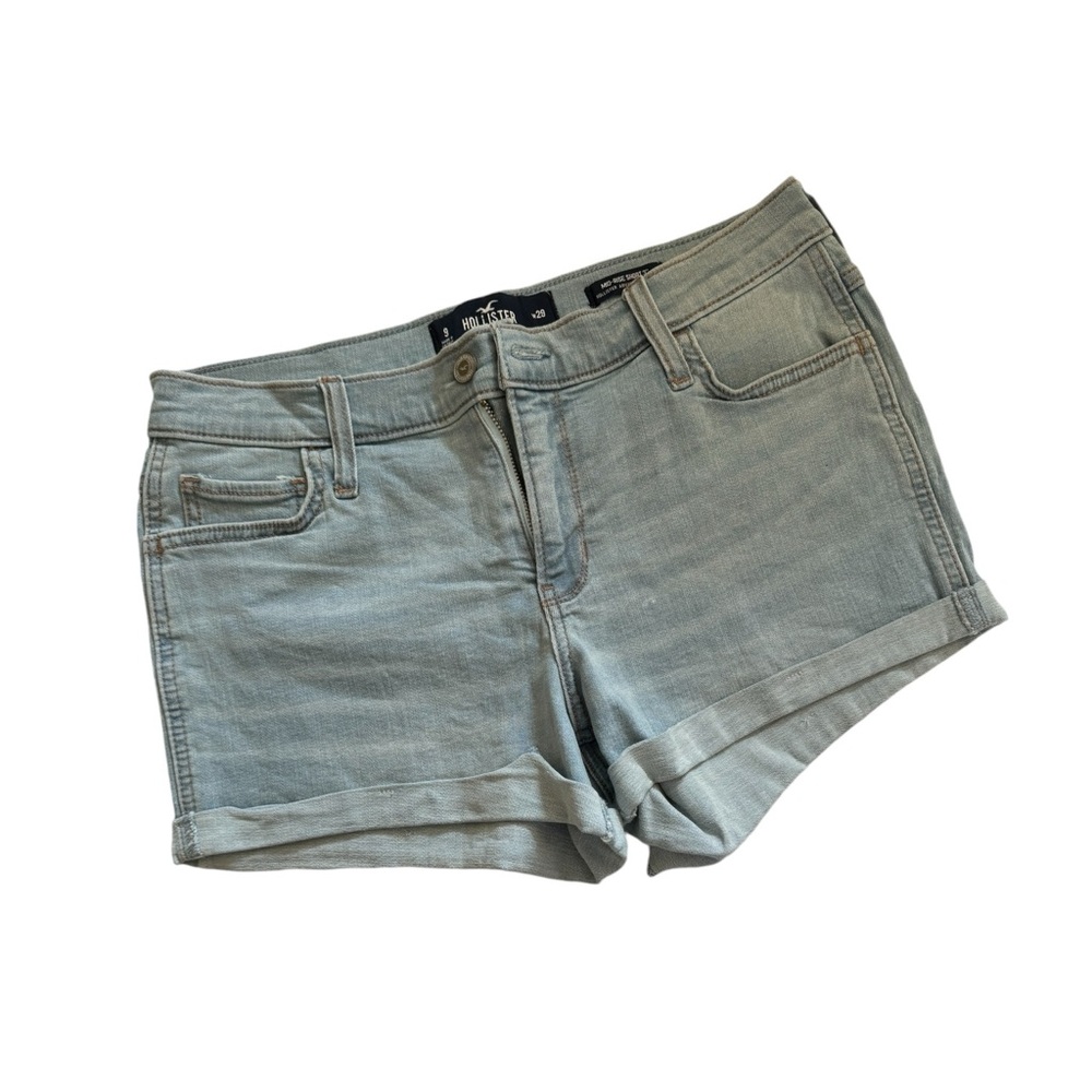 Hollister Light Wash Mid Rise Denim Short 3” - size 9/29
